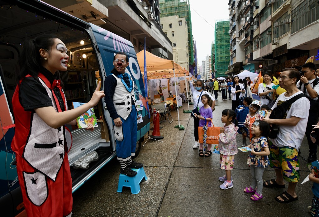 「织善社区节」今日中于深水埗举行，逾80个非政府组织、社企、街坊及小店联手策划。