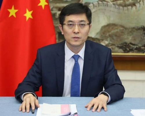 楊曉光以新疆人權問題為藉口單方面制裁中方。