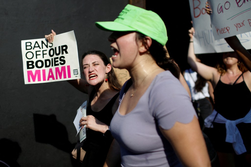 美國有57％的人認為墮胎在大多數或所有情況下都應該是合法的。路透社