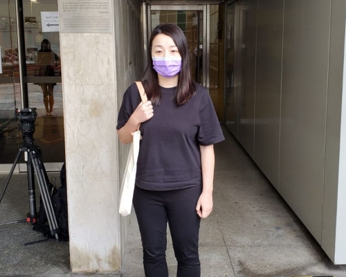 刘小丽就前年立法会补选被DQ申选举呈请。萧文轩摄
