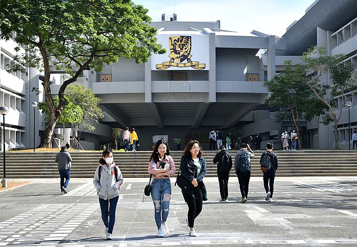 陈家强建议，多吸引东南亚学生来港读大学。（资料图片）