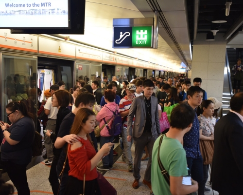 東涌線預計需要額外行車時間。