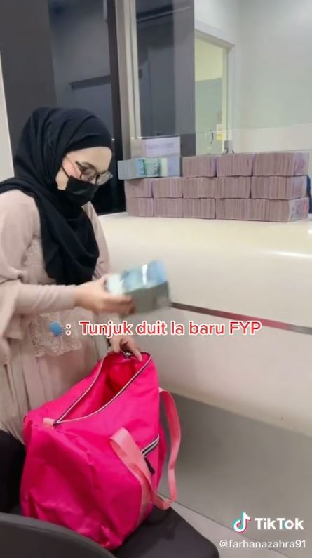 扎赫拉曾分享數錢影片。TikTok/farhanazahra91 扎赫拉曾分享數錢影片。TikTok/farhanazahra91