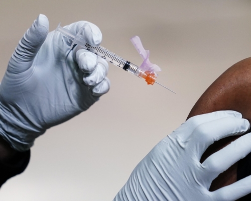 美國正進行為兒童注射新冠疫苗的測試。AP圖片