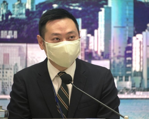 政府會為「三無大廈」清潔公共地方。