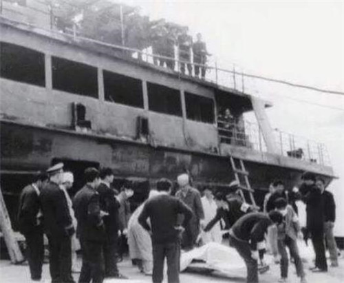 「海瑞號」被發現在船艙有32具屍體。