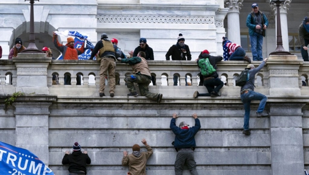 隨著「國會叛亂」的圖片在網絡流傳，一些在場抗議者的身份也被確認。