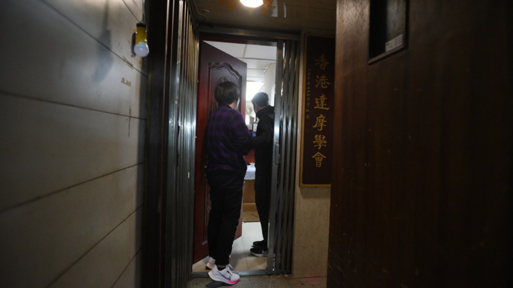佛都有火|深水埗佛學堂遭撬門爆竊 女善信裝香發現報案