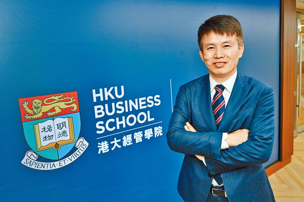 蔡洪濱指，在深圳開辦的「大灣區（港深）MBA課程」受歡迎，首屆取錄約160名學生。 