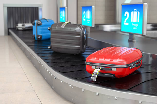 近日社交平台TikTok瘋傳一段題為「你知道紅色行李箱為何會最先被裝運嗎？」的短片，引發紅色行李箱會較遲出現在行李輸送帶的討論。