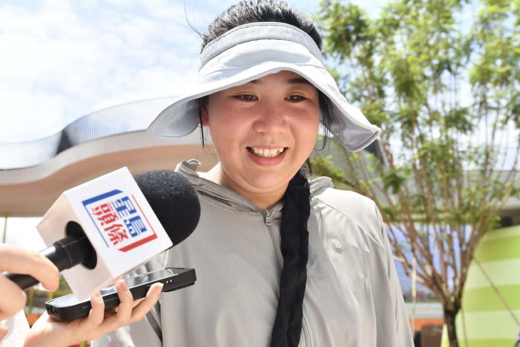 啟德街坊黃小姐。