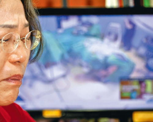 李女士兒子死於整容手術。