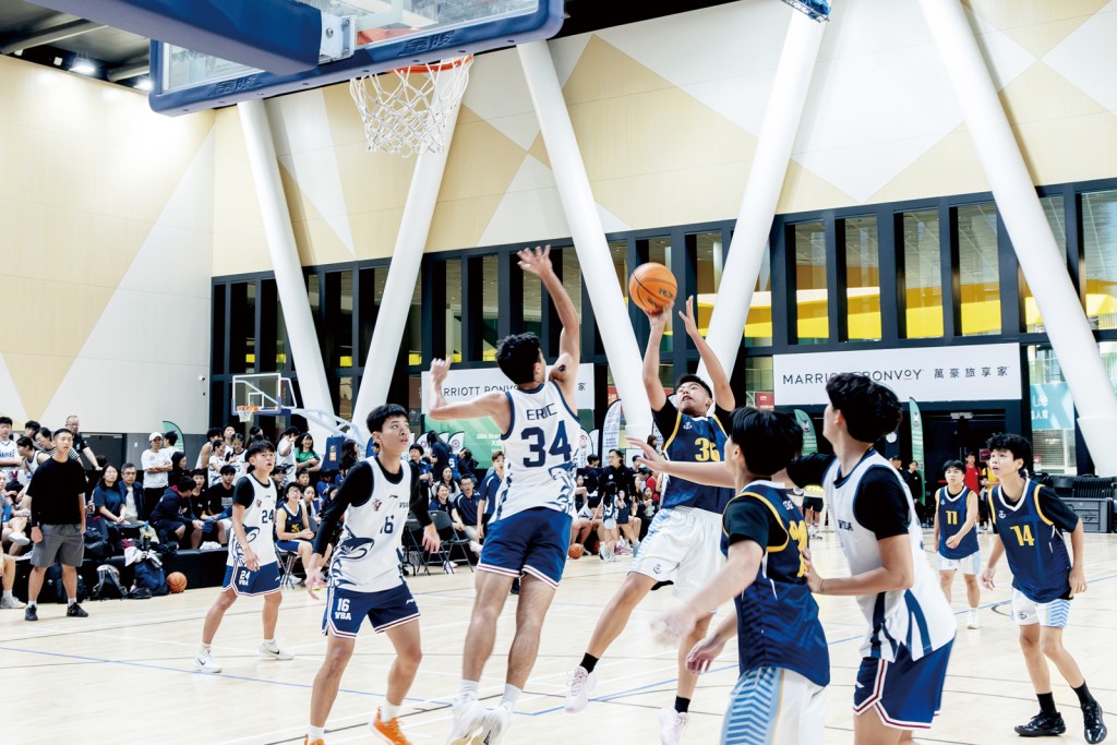 首屆VSA Sharks大灣區邀請賽,雲集來自大灣區的13所學校精英運動隊伍同場獻技。 首屆VSA Sharks大灣區邀請賽,雲集來自大灣區的13所學校精英運動隊伍同場獻技。