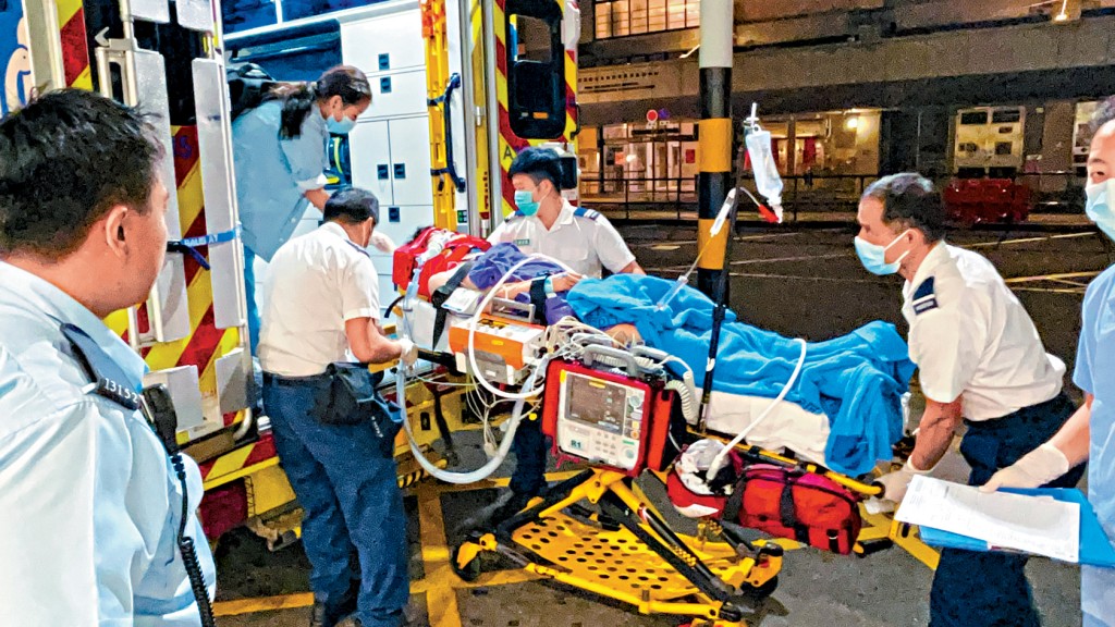 一名37歲姓王內地勞工於本周日在機場三跑地盤工作時發生意外，被送往醫院搶救。 