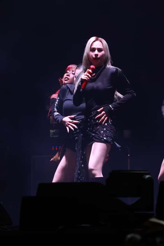 Gin Lee任Black Eyed Peas暖場嘉賓。