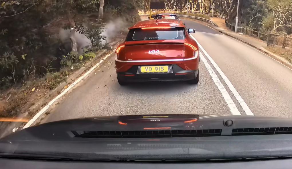 fb地板友 Flat Out Club影片截圖