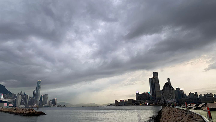 天文台指未來一兩小時香港廣泛地區可能受大雨影響。fb「社區天氣觀測計劃 CWOS」Mark Tang攝