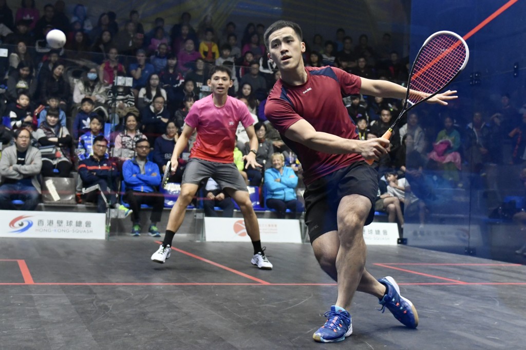 眾港將今日出戰精英挑戰賽，包括葉梓豐(右)、李浩賢(左)。梁柏琛攝