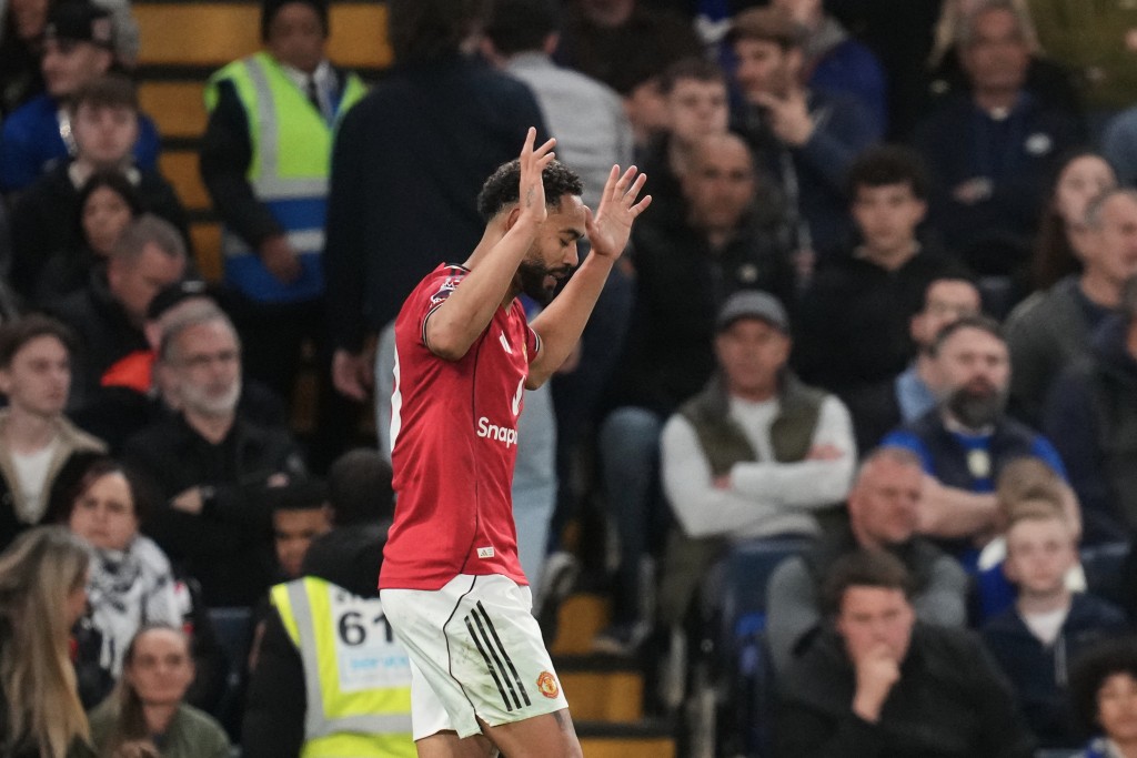 曼聯憑藉著馬菲奧斯根夏接應隊長般奴費南迪斯的助攻，為紅魔一箭定江山。美聯社