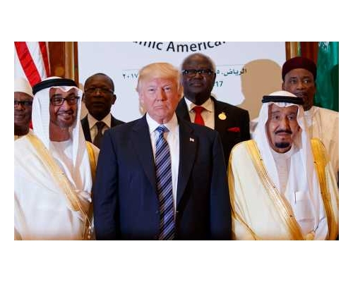 特朗普对穆斯林国家数十位领导人发表演说。AP