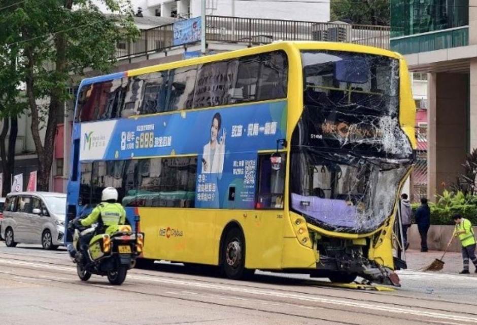 fb小心驾驶(讨论别人同驾驶态度)图片