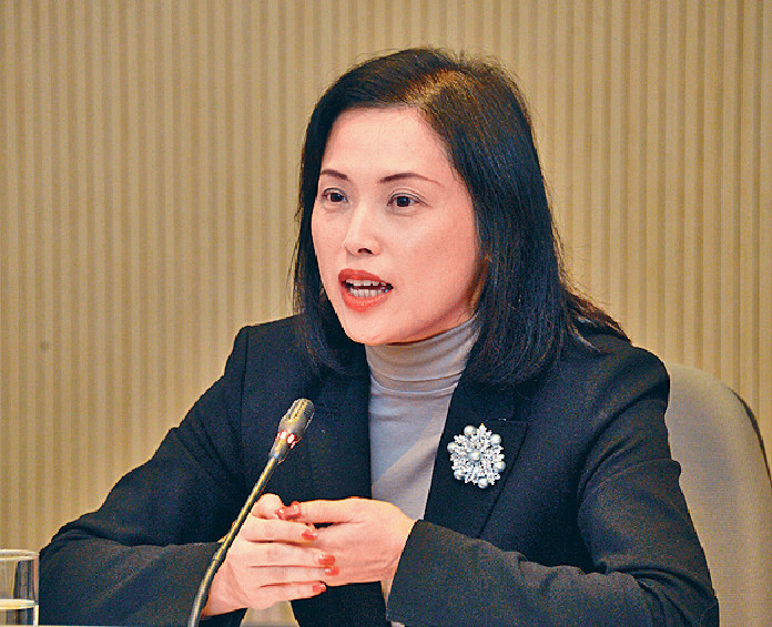 馮程淑儀表示,項目並非一大塊「肥豬肉」。