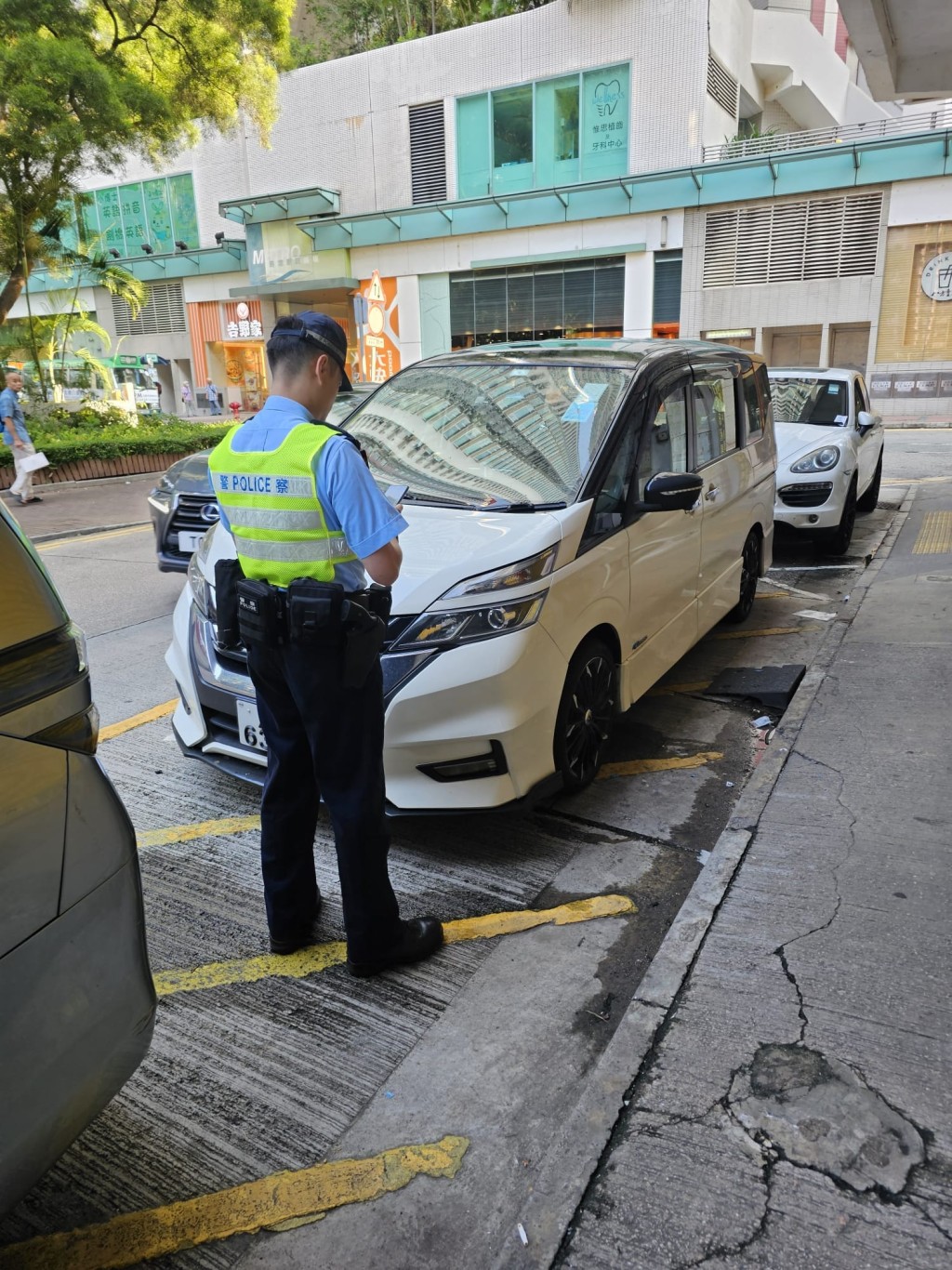 警方在多个交通黑点严厉执法。警方提供