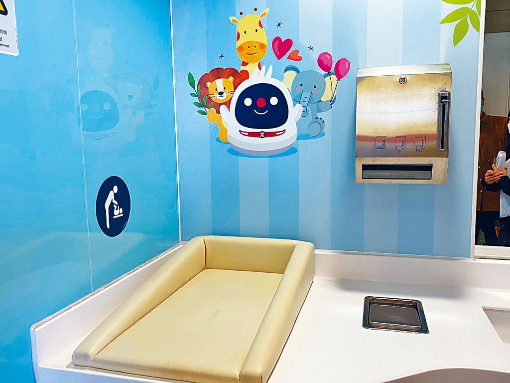 港鐵未來在設計及規劃新路時，會於所有新車站加設育嬰間。