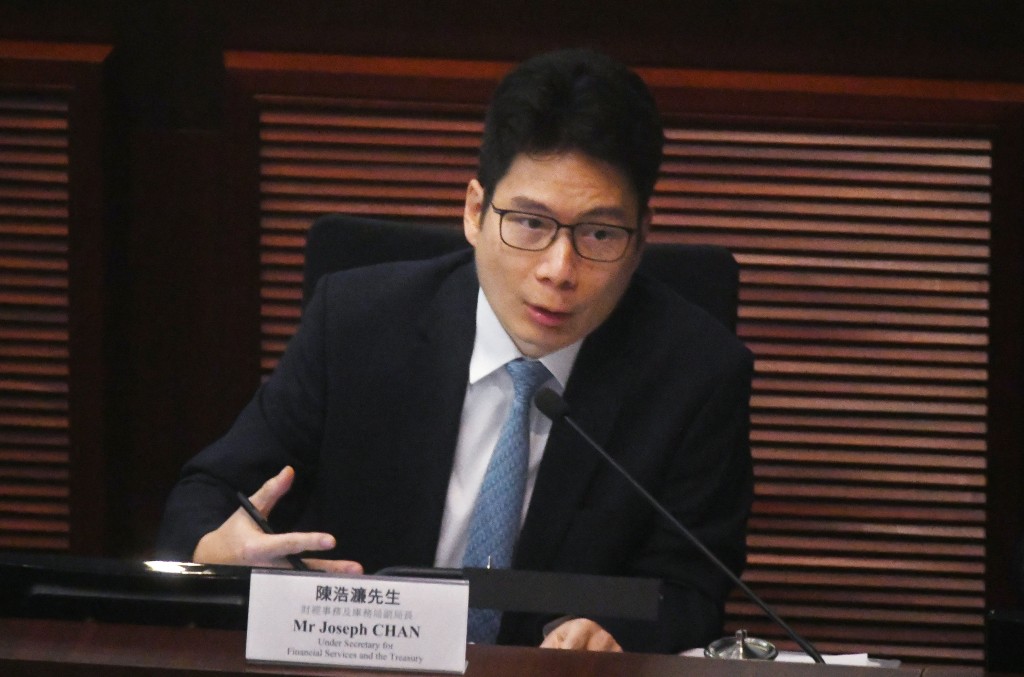 財經事務及庫務局副局長陳浩濂認為,現行機制「行之有效」。資料圖片 財經事務及庫務局副局長陳浩濂認為,現行機制「行之有效」。資料圖片