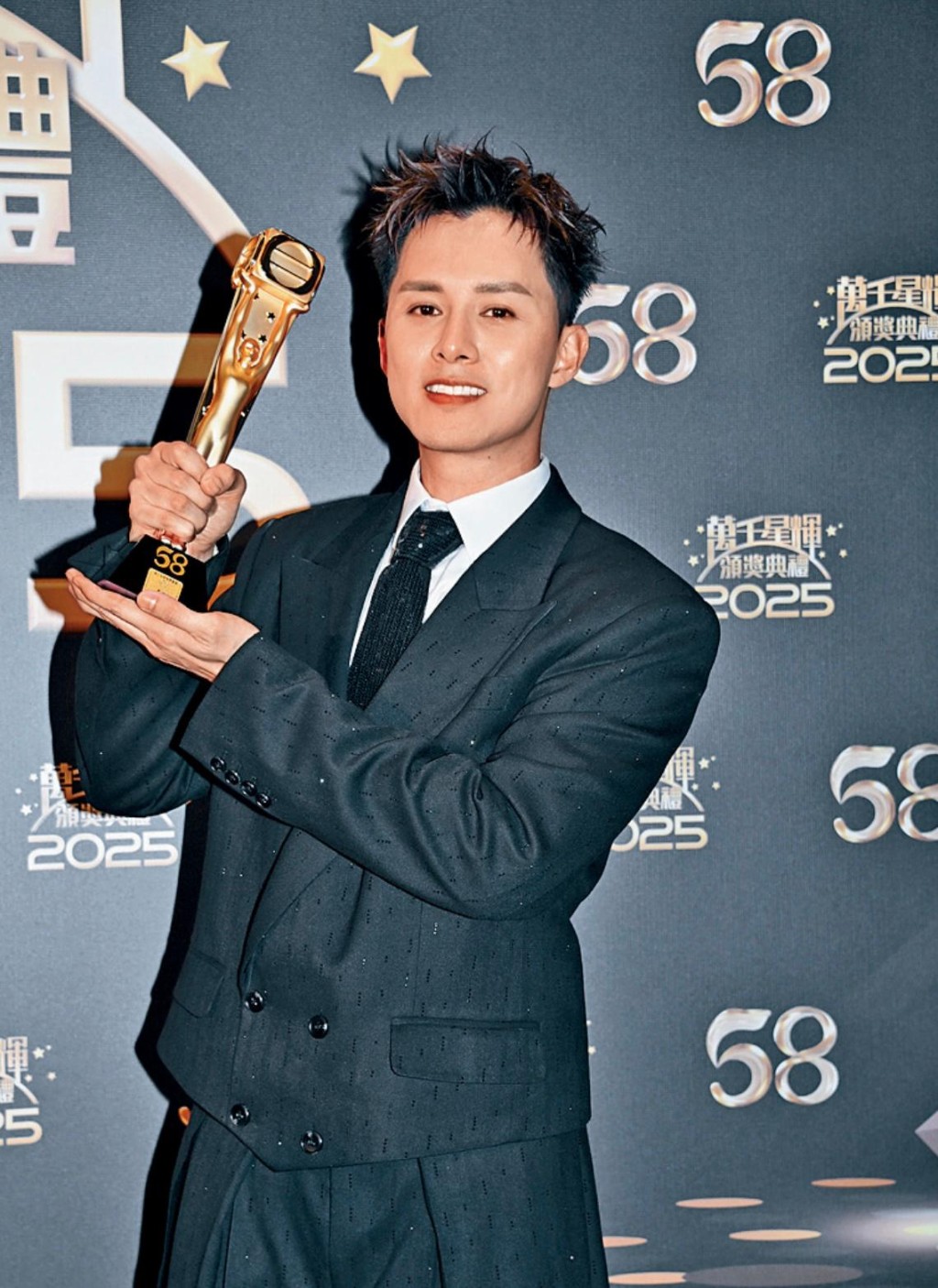 何廣沛指與劇中「Ivan」一角相處了三年,對這個角色的情感非常濃厚。 何廣沛指與劇中「Ivan」一角相處了三年,對這個角色的情感非常濃厚。