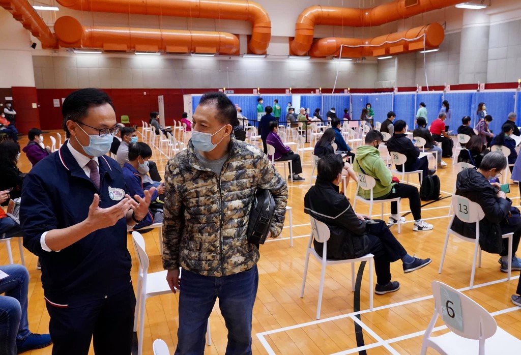 聶德權指，不少外籍人士都希望接種疫苗後，可以回鄉。聶德權FB圖片