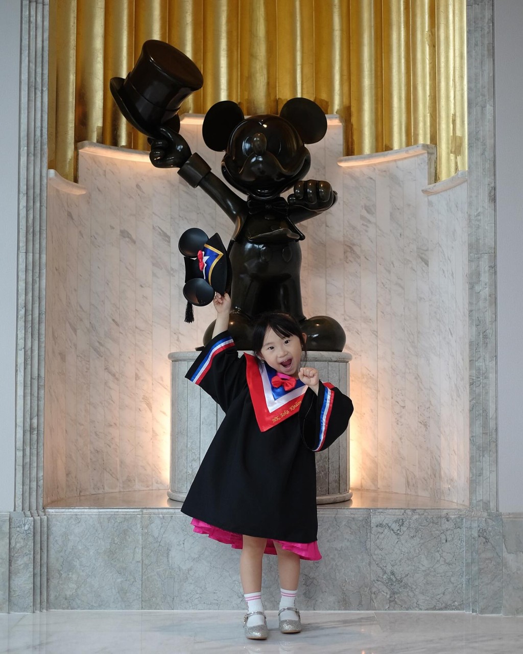 杨潮凯6岁的女儿精灵可爱。