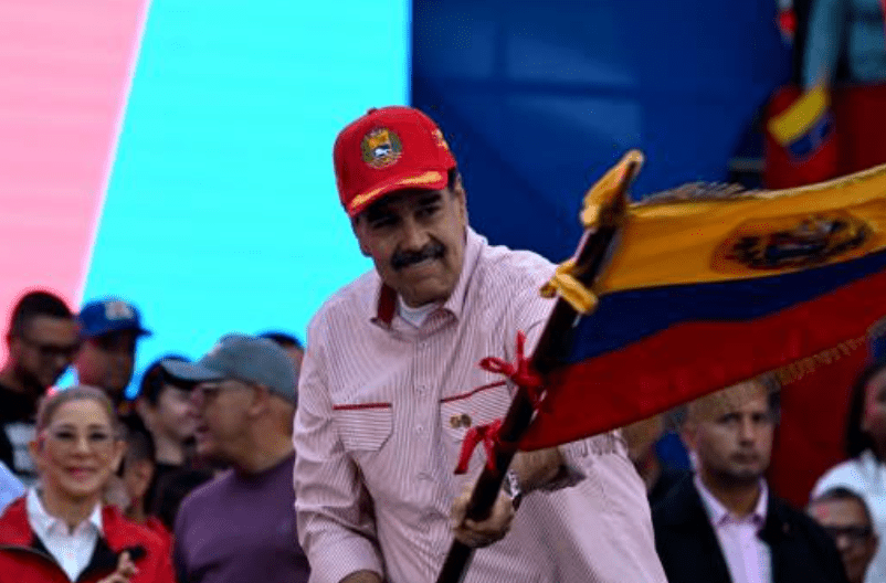 委內瑞拉總統馬杜洛（Nicolás Maduro）一再否認與毒品交易有關，批評華府以反毒為名，行政治施壓之實。法新社