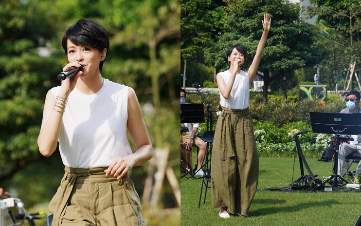 GiGi身處大草地獻唱特別爽。