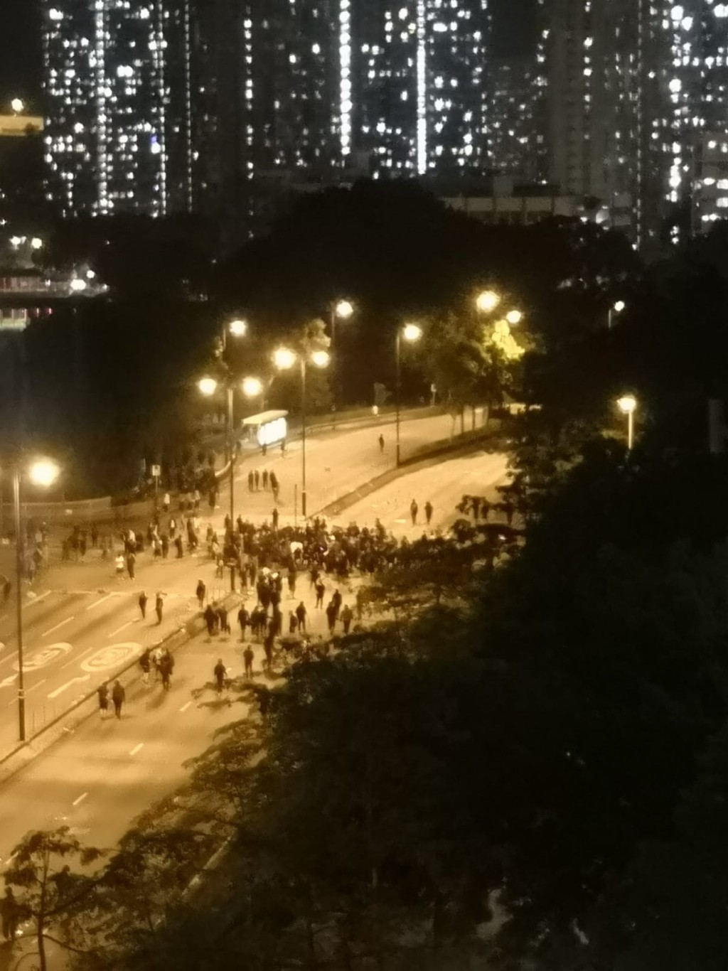 大埔示威者堵路。市民提供