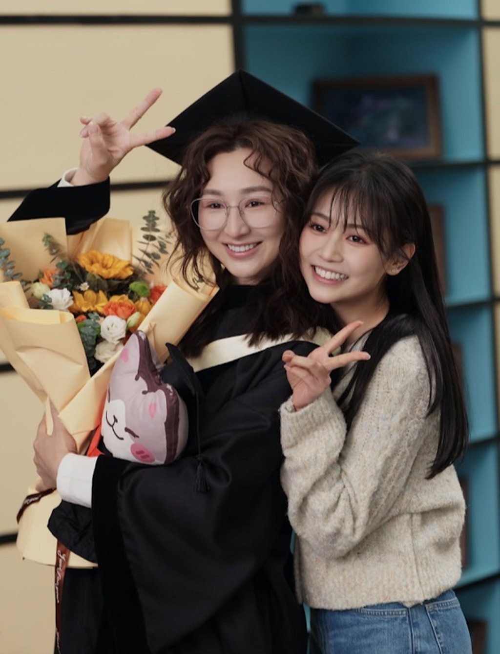 雖然在《夫妻的博弈》演情敵，但Rosita大讚高Ling貼心，演戲時簡直不捨得罵她。