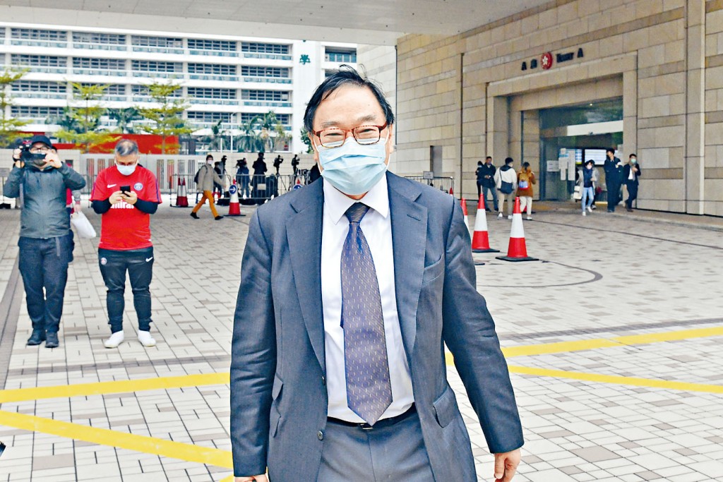 馬宣立醫生認為,周梓樂右邊頭部受到「硬創」是致命傷。