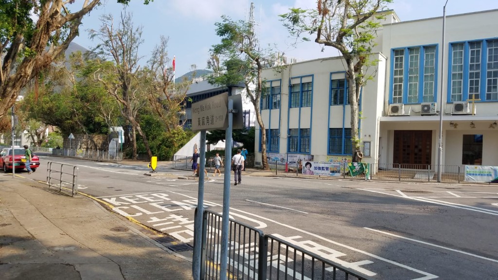 受意外影響,黃麻角道近赤柱監獄行車線一度全封。