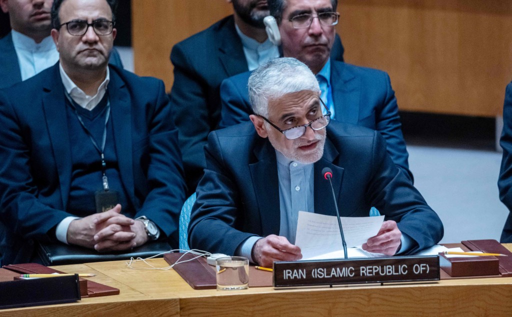 伊朗駐聯合國大使伊拉瓦尼表示，梅拉尼婭主持保護兒童的會議，「極為可恥與虛偽」。法新社