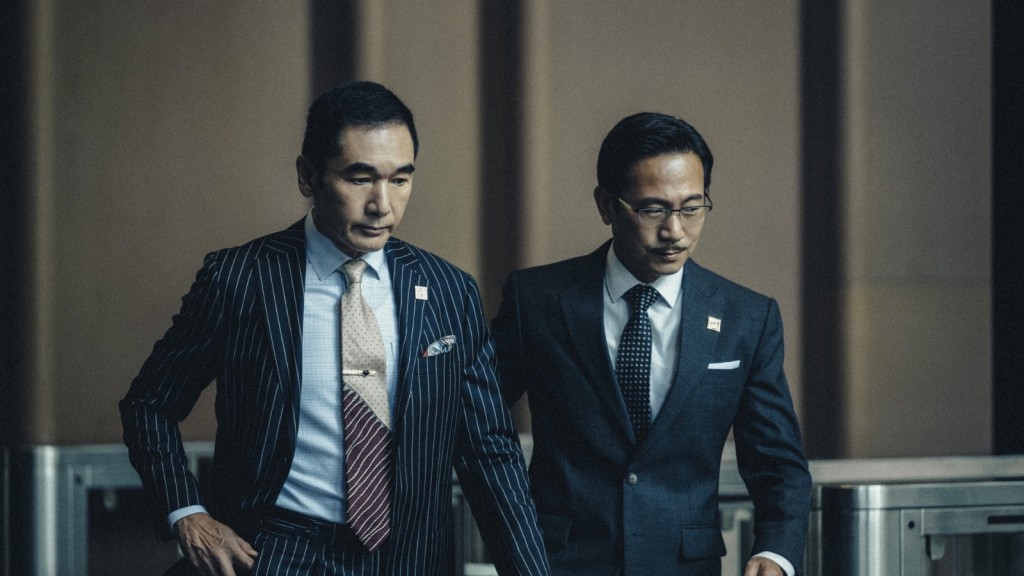 方中信演慈善機構CEO,道貌岸然。 方中信演慈善機構CEO,道貌岸然。