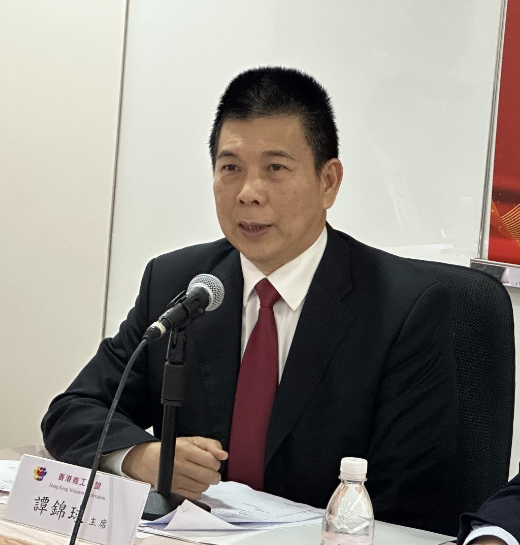 香港義工聯盟主席譚錦球。