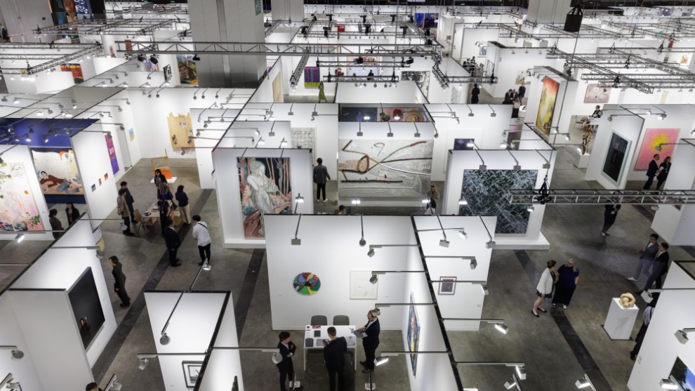 Art Basel香港2026｜3月27日灣仔會展開幕 羅淑佩：已達成協議 未來5年確定香港為亞洲區內唯一展會