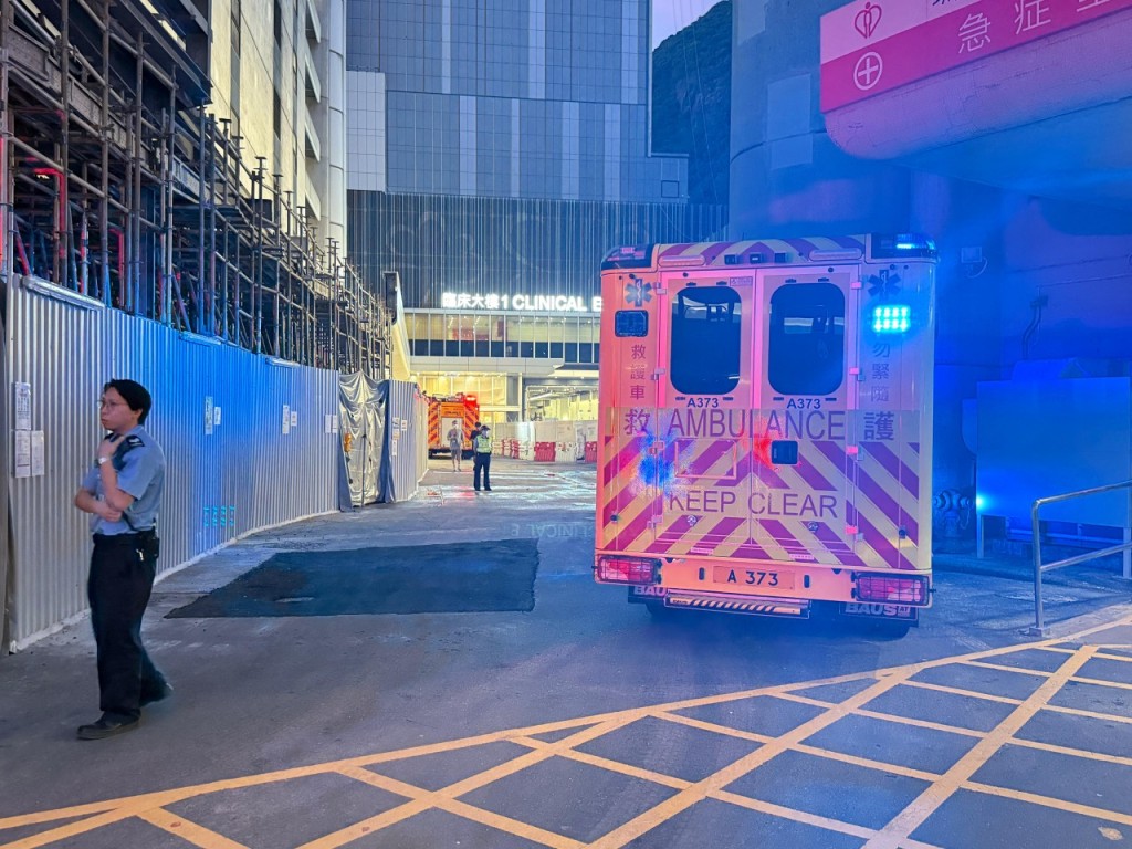 現場為瑪麗醫院地盤。 現場為瑪麗醫院地盤。
