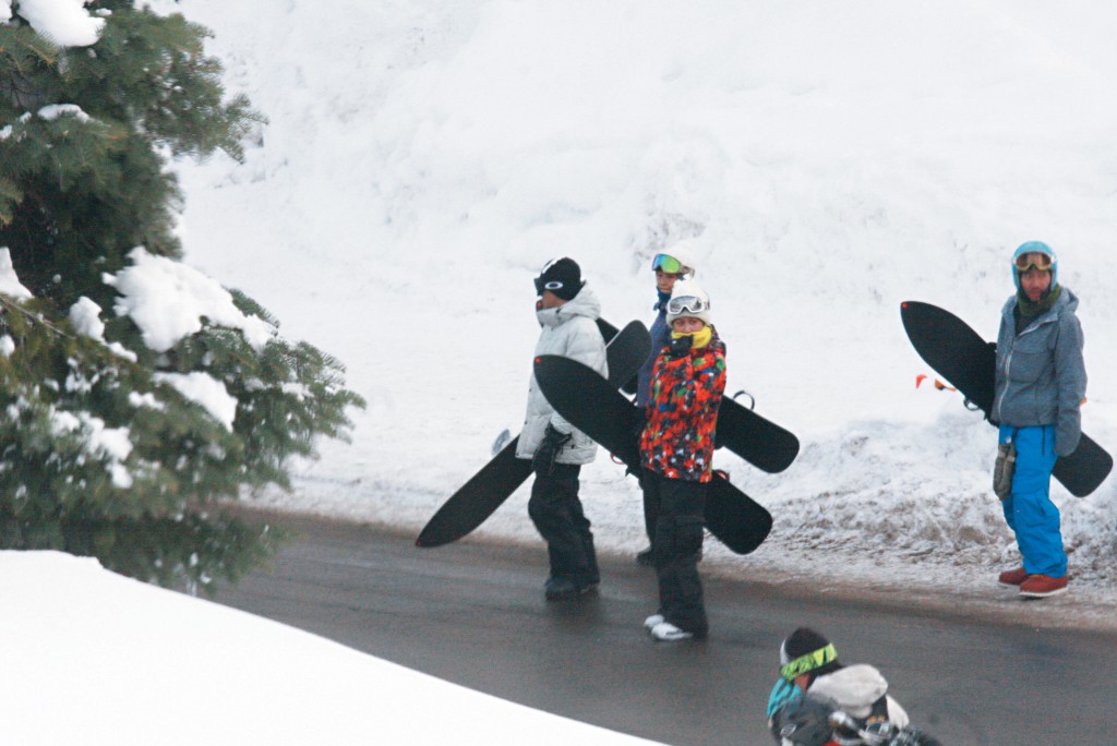 2011年又再同遊北海道滑雪。（東周刊圖片）