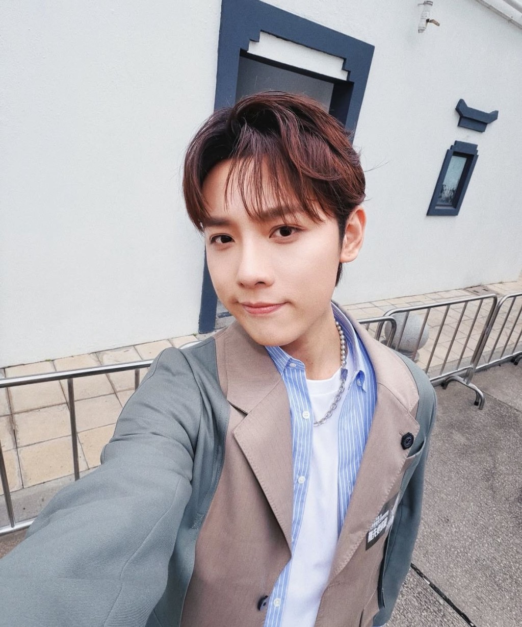 曾傲棐原定於11月28日在旺角麥花臣舉行的音樂會，將會延期舉行。