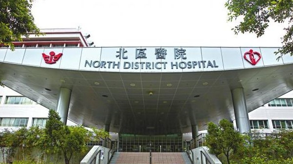 事件中一名警員腳傷送北區醫院。資料圖片