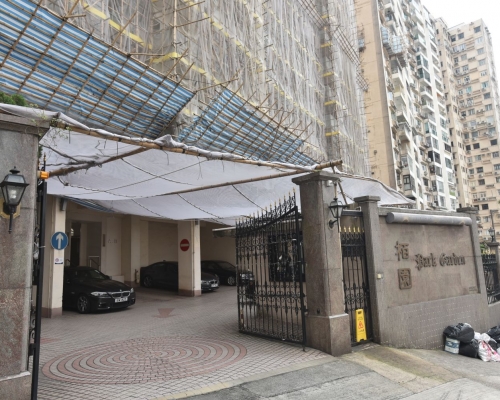 現場是跑馬地大坑徑6號栢園。楊偉亨攝