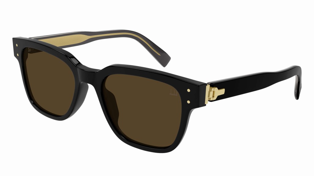 閃亮黑色醋酸纖維方框太陽眼鏡，運用訂製的金屬鎖形鉸鏈點綴，華貴又搶眼/$2,680/dunhill。