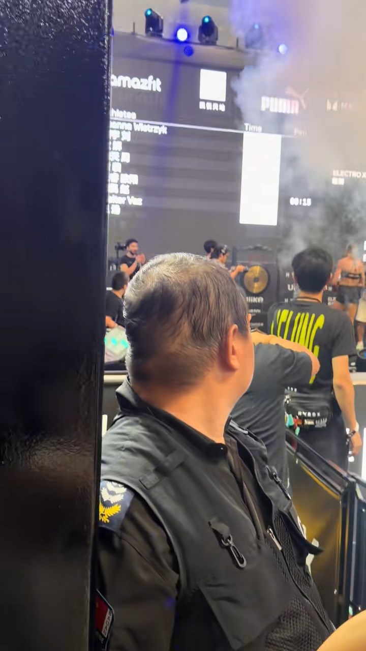 2026年HYROX北京站中，有女选手失禁下仍坚持完成比赛。