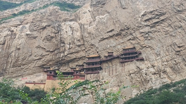 山西悬空寺。
